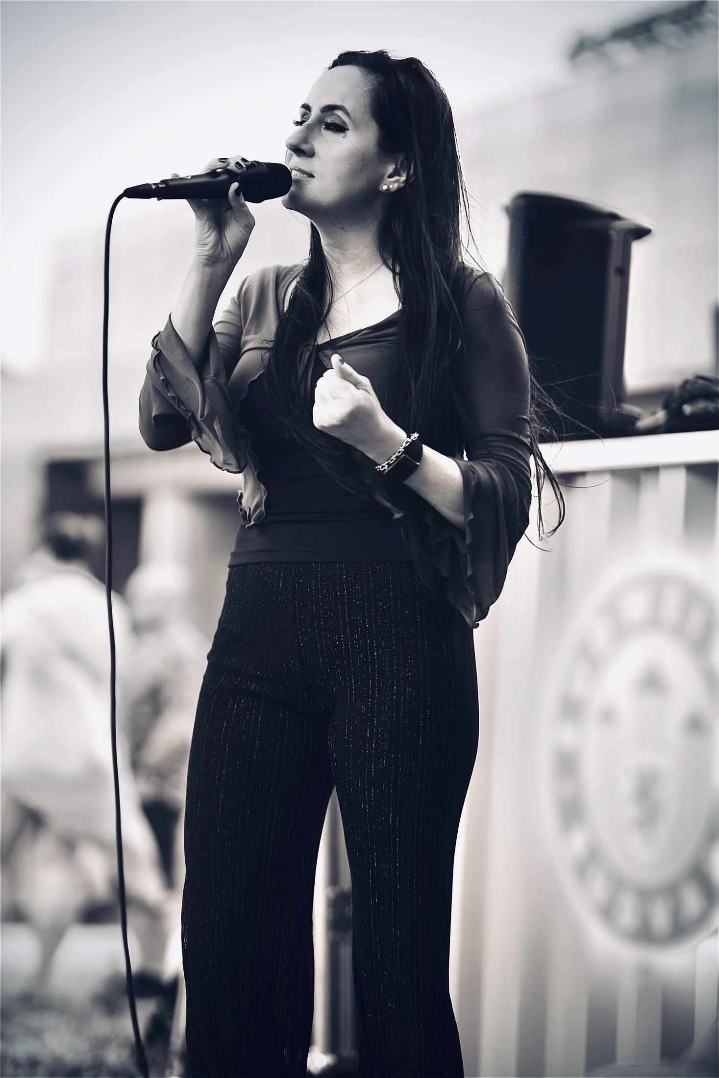 vici vienna Hochzeitssaengerin Wien Live Musik Lounge Saengerin fuer Gala Musik Hotelbar 19